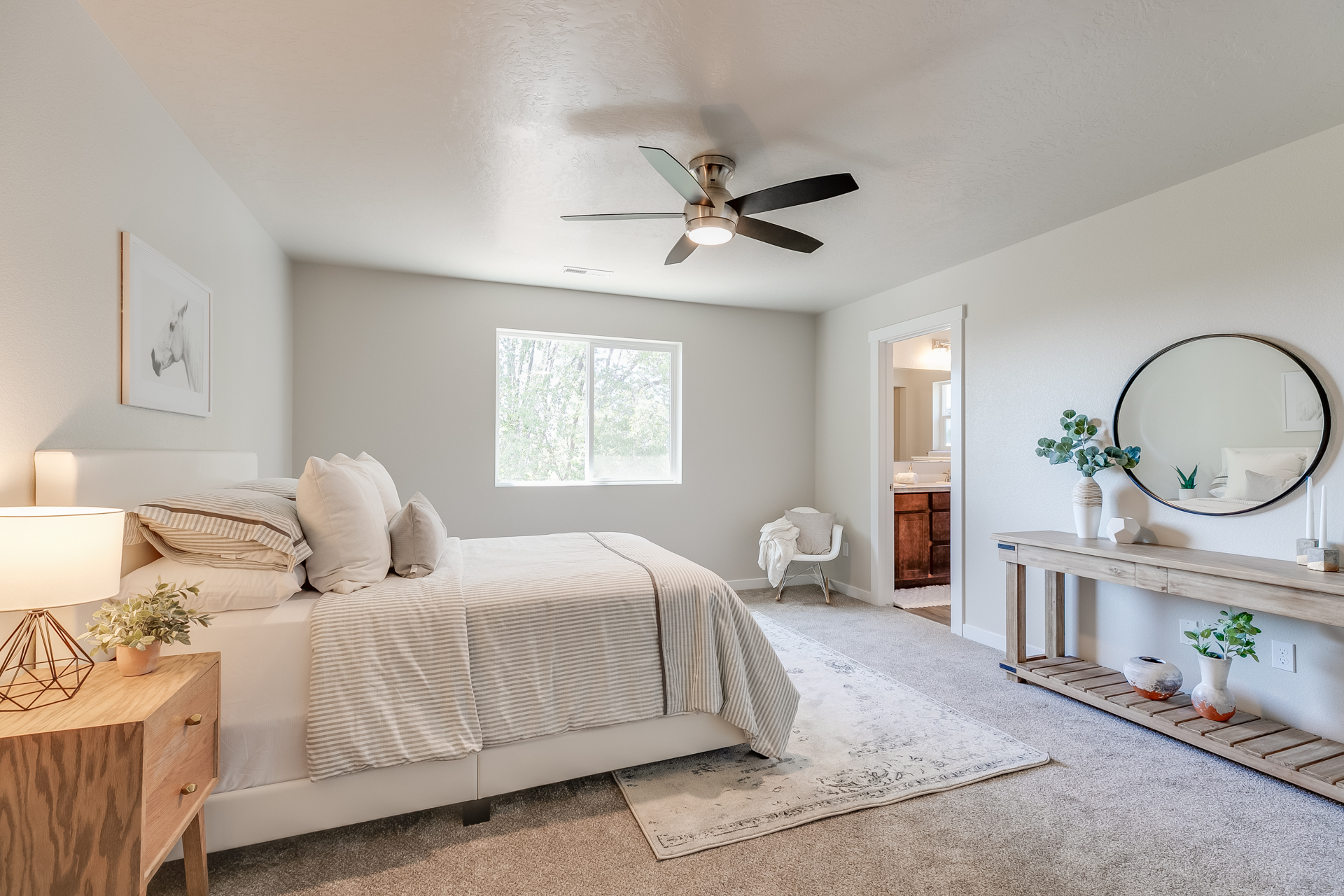 Copy of cbh-homes-woodburn-hermosa-furnished-28