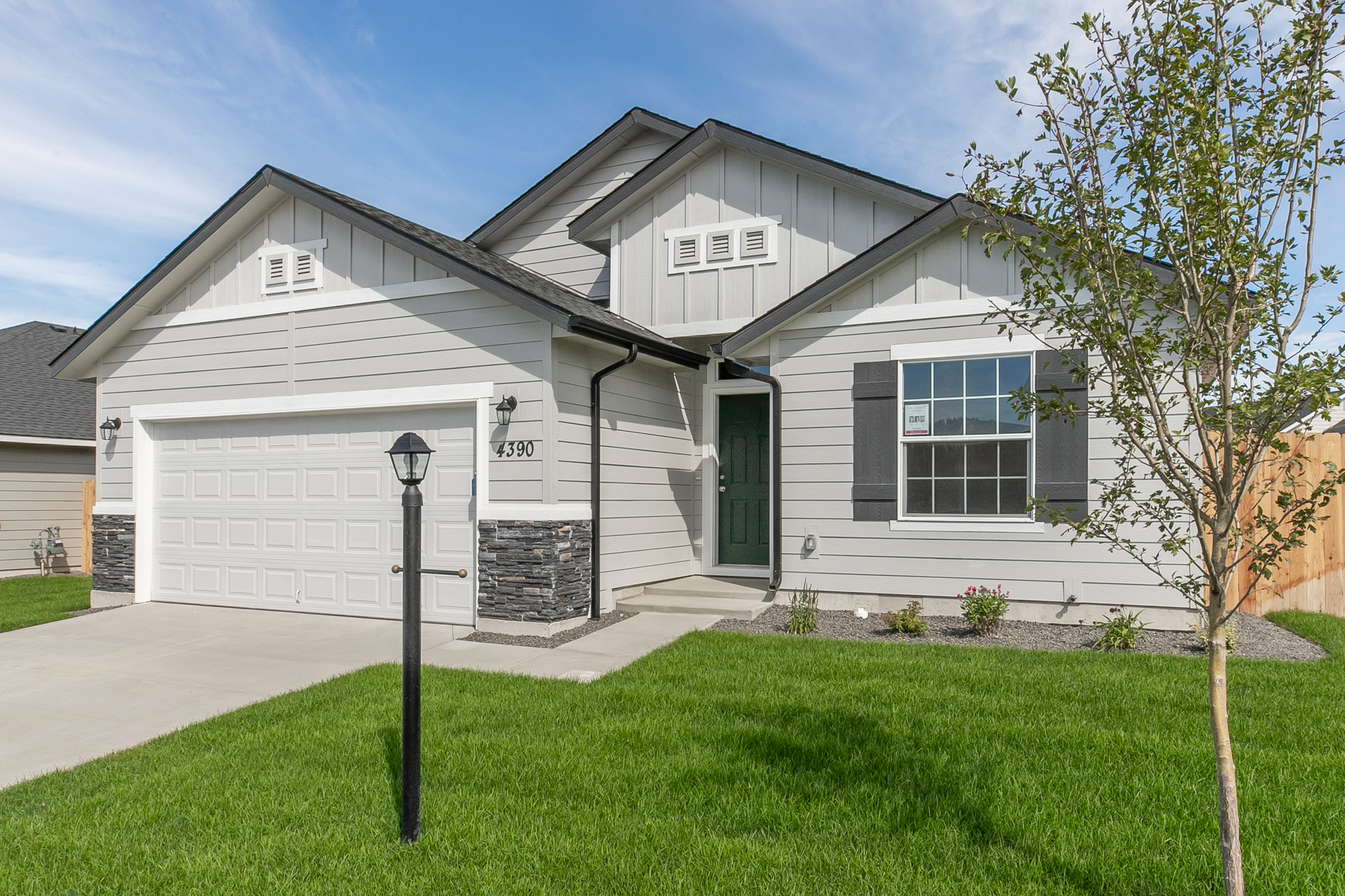 cbh-homes-crimson-point-coral-2