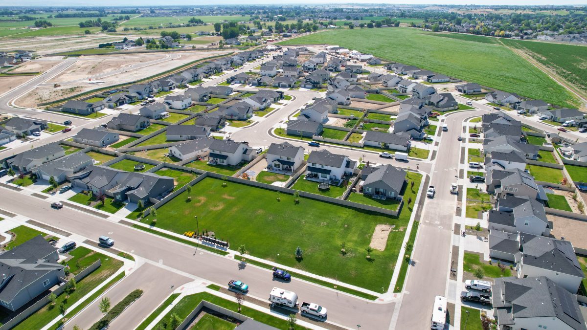 Shop new available homes in Feather Cove, located in Nampa, Idaho.