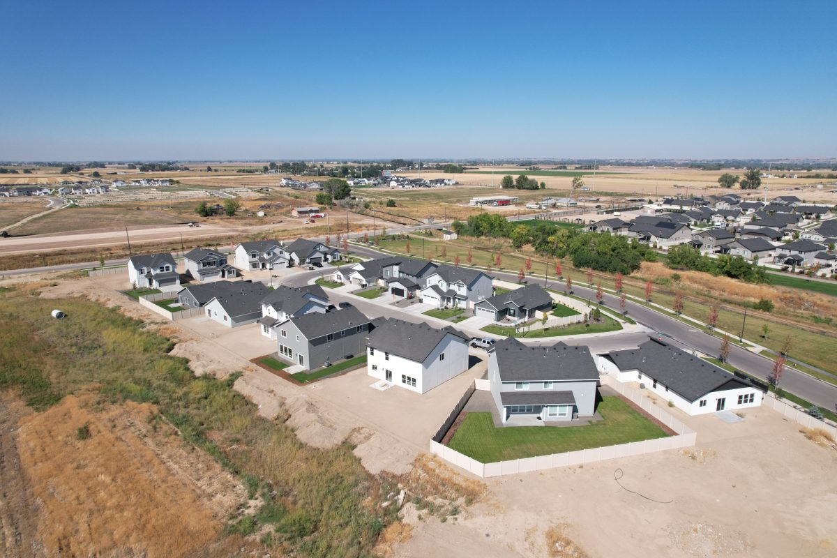 Shop new available homes in Aegean Estates, located in Meridian, Idaho.