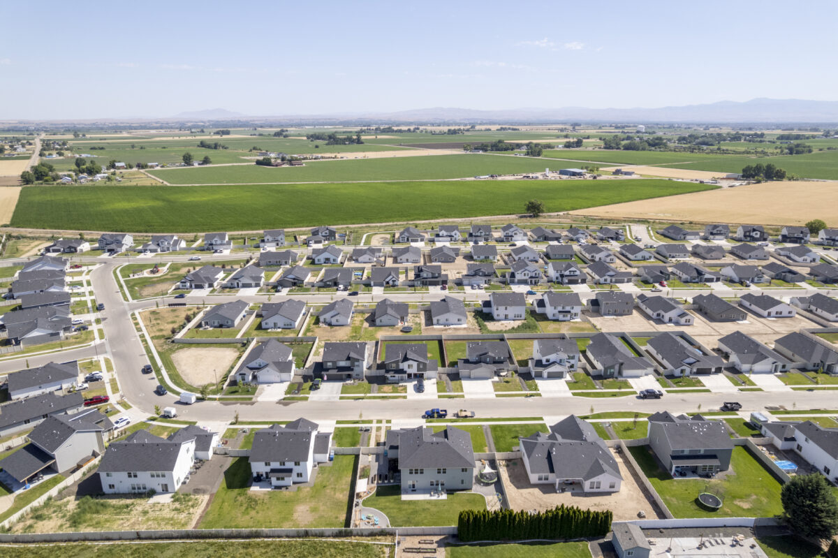 2025-assets-images-CBH homes-Spring Shores Drone-July2025-10