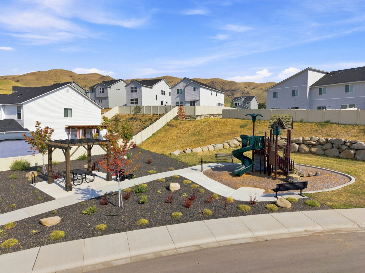 Community Image 8