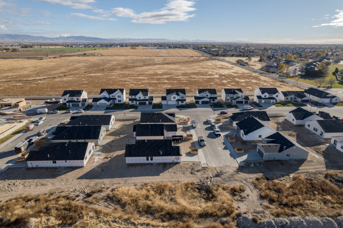 2024-assets-images-CBH homes-Arroyo Vista -Drone-Nov2024-13